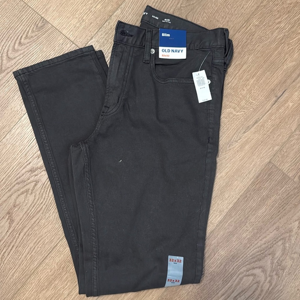 GOTTA GO!!!! NWT, men’s old navy pant, size 32x32